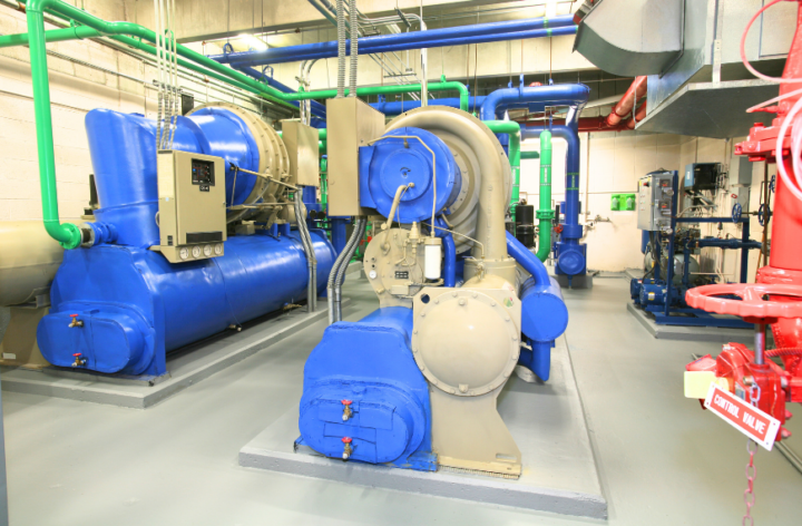 multiple chillers system in a room